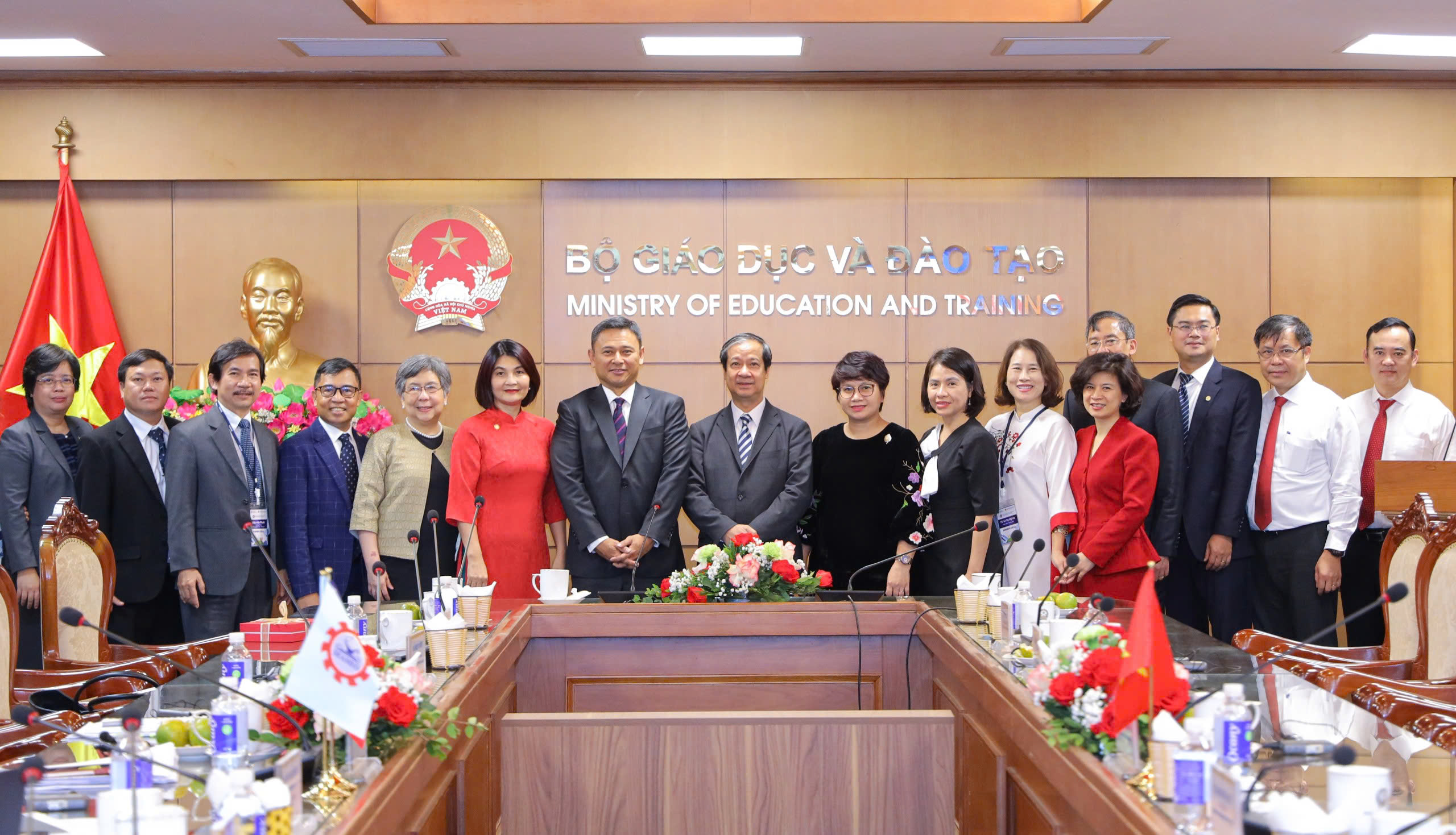 ảnh tập thể 29.04